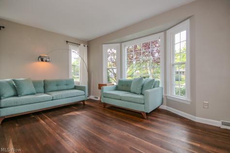 1243 Winston Road South Euclid OH 44121