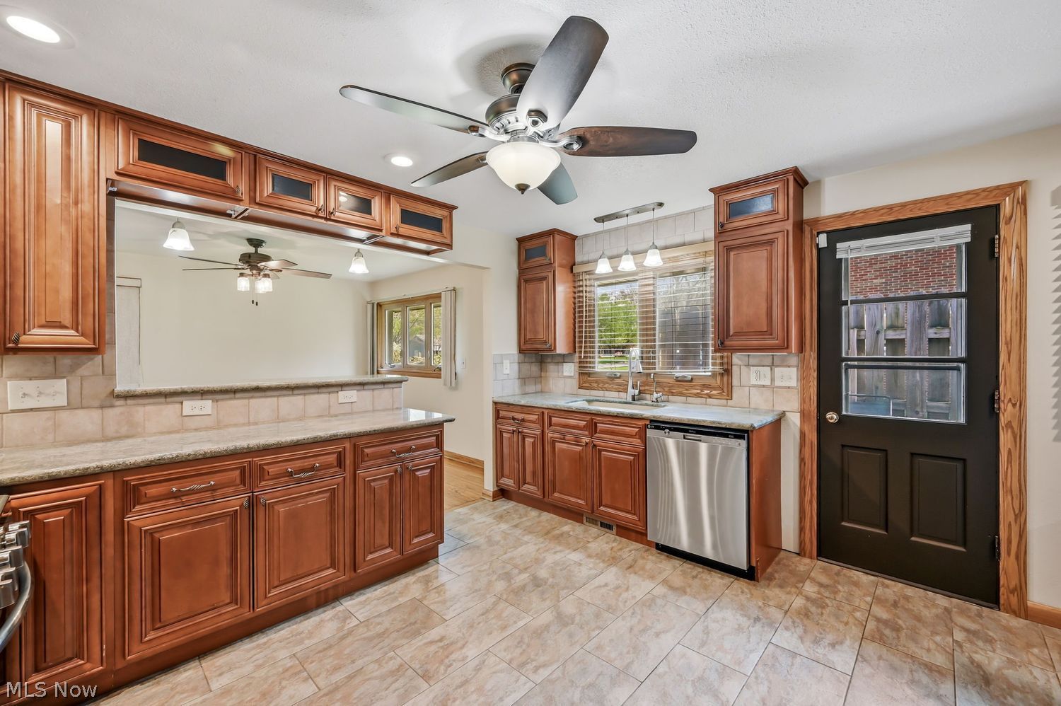 444 Grandview Avenue SE Hubbard OH 44425