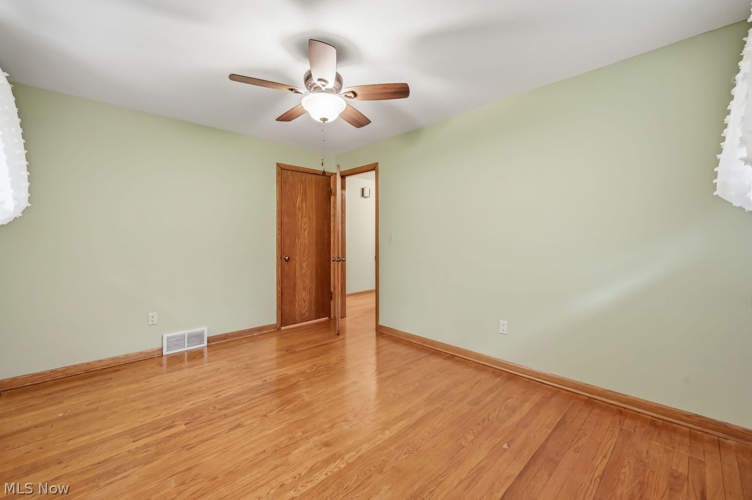 444 Grandview Avenue SE Hubbard OH 44425