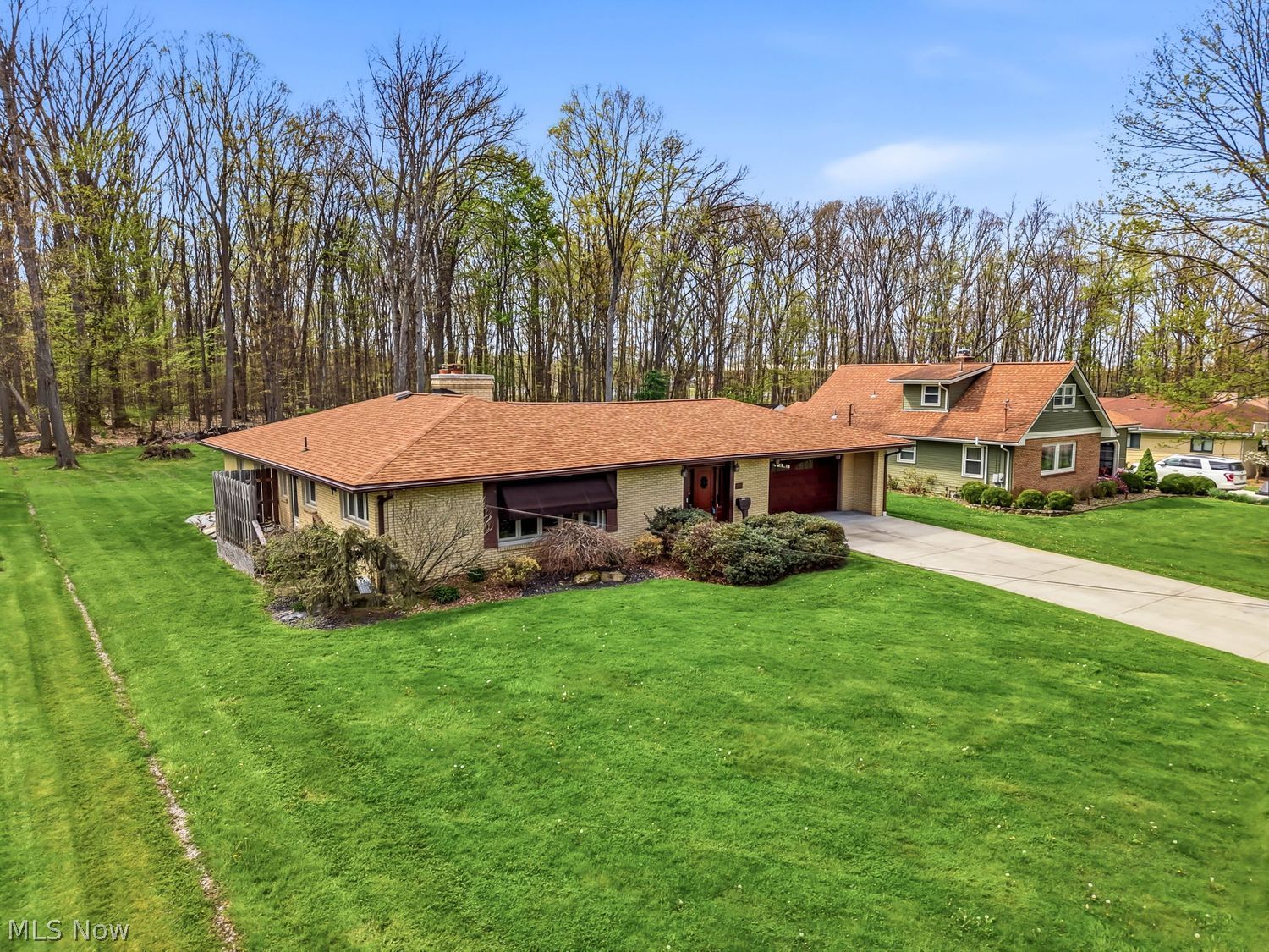 444 Grandview Avenue SE Hubbard OH 44425