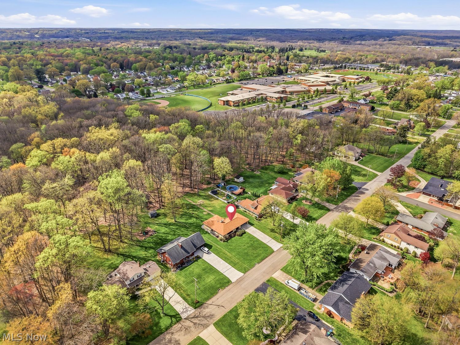 444 Grandview Avenue SE Hubbard OH 44425