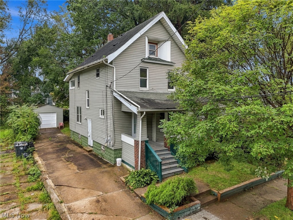 1013 Celina Avenue Akron OH 44307