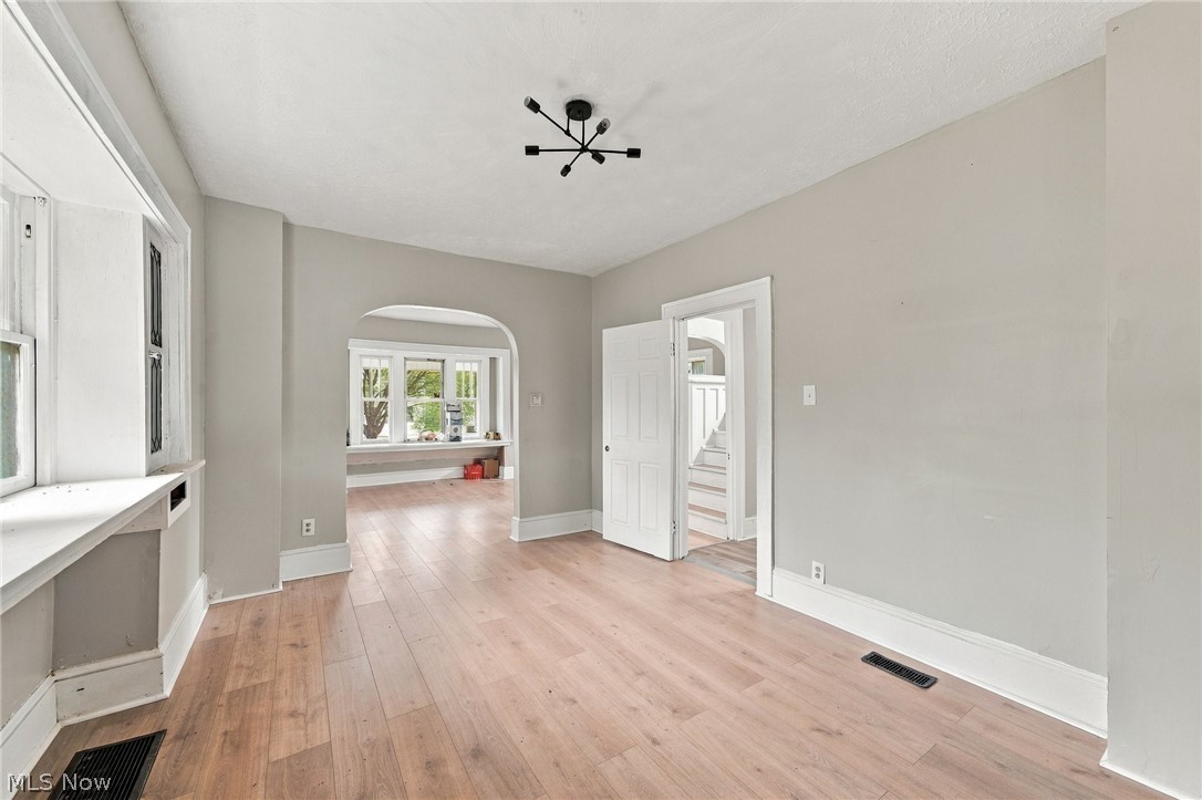 1013 Celina Avenue Akron OH 44307