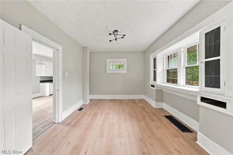 1013 Celina Avenue Akron OH 44307