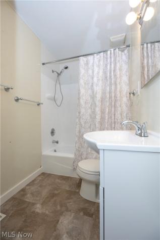 742 Mckinley Street Wooster OH 44691