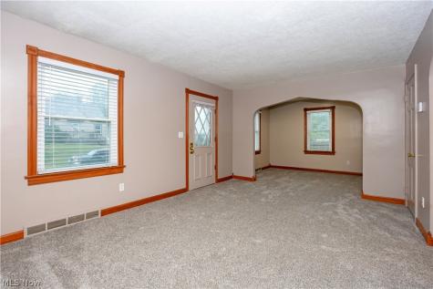 742 Mckinley Street Wooster OH 44691