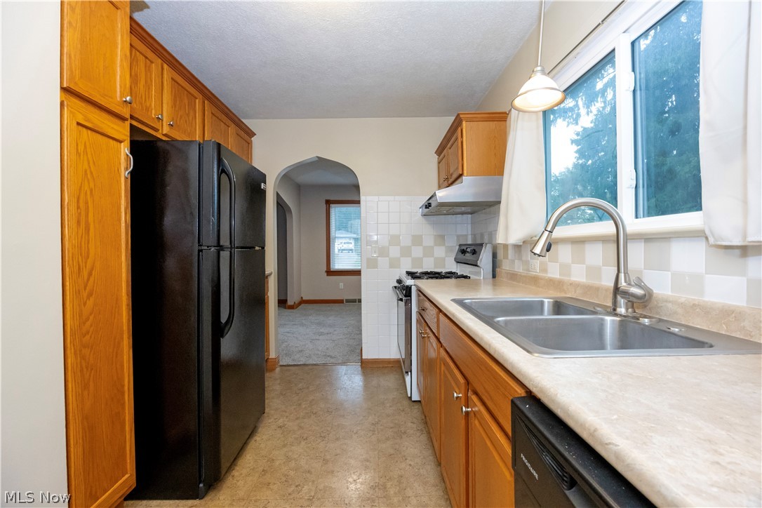 742 Mckinley Street Wooster OH 44691