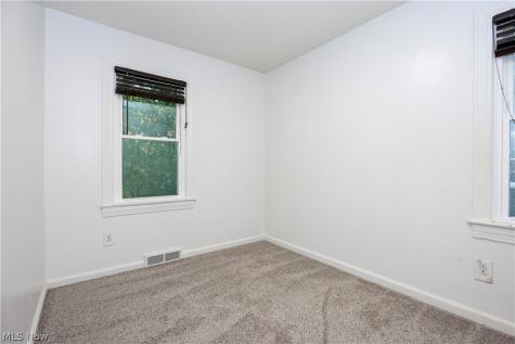 742 Mckinley Street Wooster OH 44691
