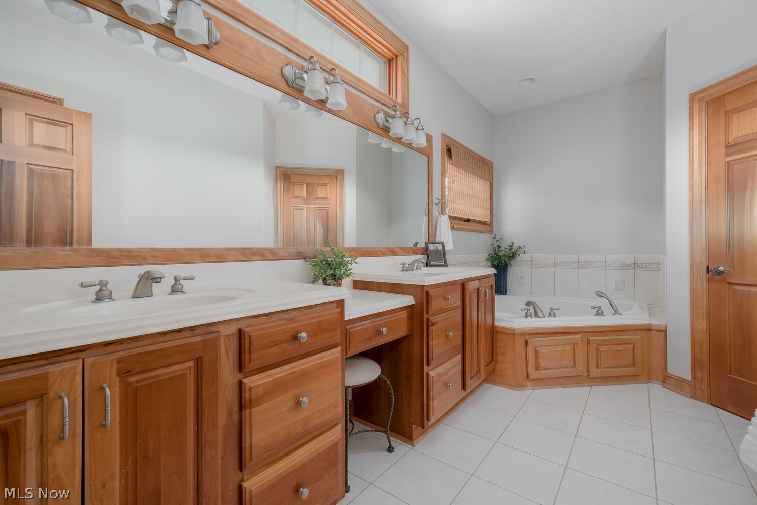 6364 Kilkenny Circle NW Massillon OH 44646