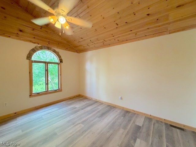 8260 Walnut Street SW Sherrodsville OH 44675