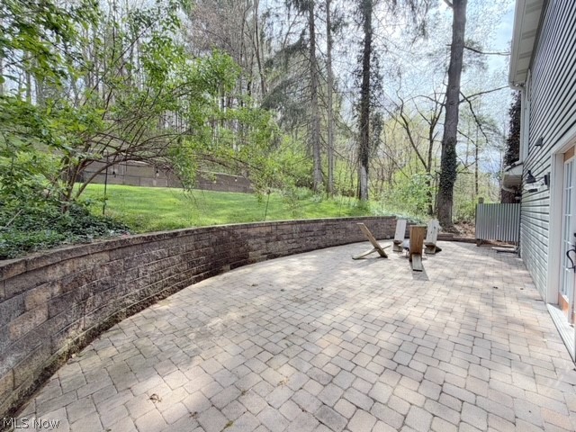 8260 Walnut Street SW Sherrodsville OH 44675