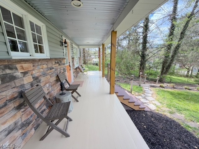 8260 Walnut Street SW Sherrodsville OH 44675
