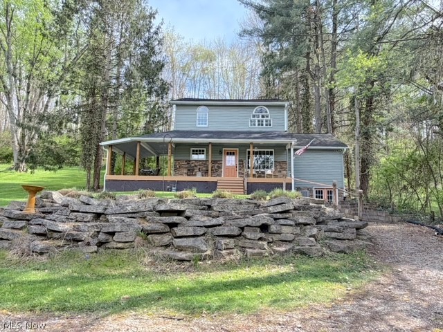 8260 Walnut Street SW Sherrodsville OH 44675