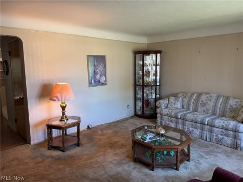 15800 Evening Star Avenue Maple Heights OH 44137