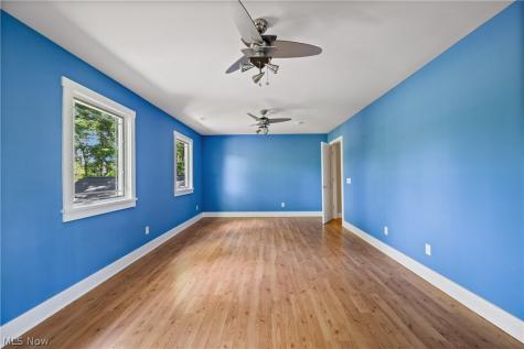 5942 Noreast Drive Clinton OH 44216