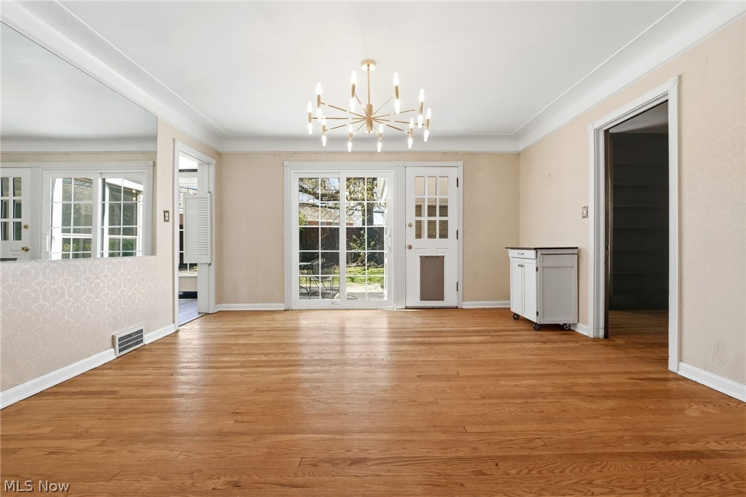 3378 Clayton Boulevard Shaker Heights OH 44120