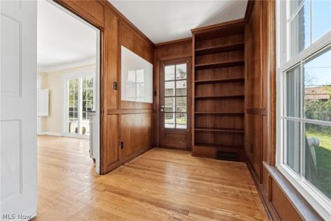 3378 Clayton Boulevard Shaker Heights OH 44120