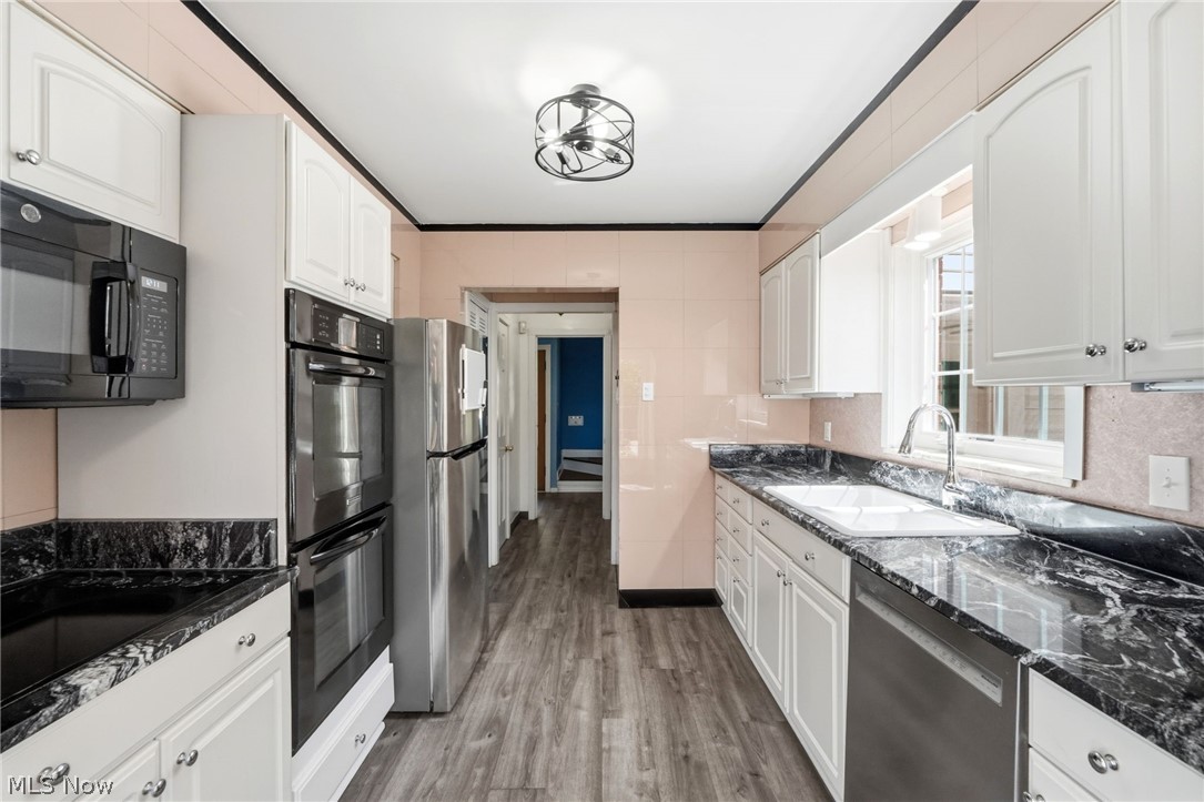 3378 Clayton Boulevard Shaker Heights OH 44120