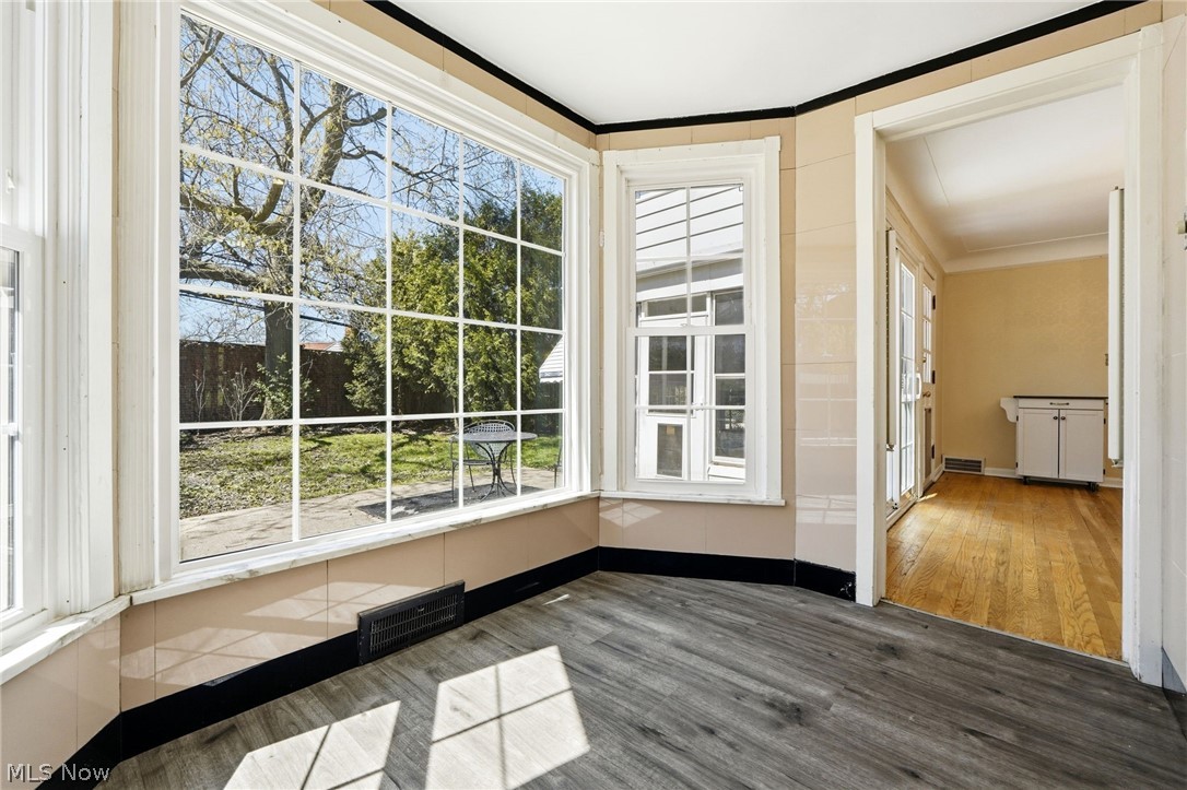 3378 Clayton Boulevard Shaker Heights OH 44120