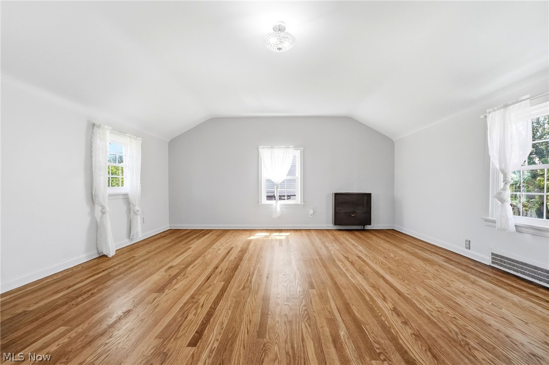 3378 Clayton Boulevard Shaker Heights OH 44120