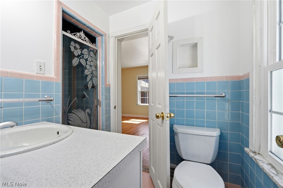 3378 Clayton Boulevard Shaker Heights OH 44120