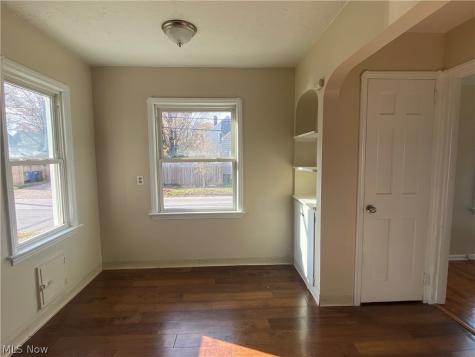 12113 Wayland Avenue Cleveland OH 44111
