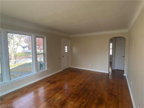 12113 Wayland Avenue Cleveland OH 44111