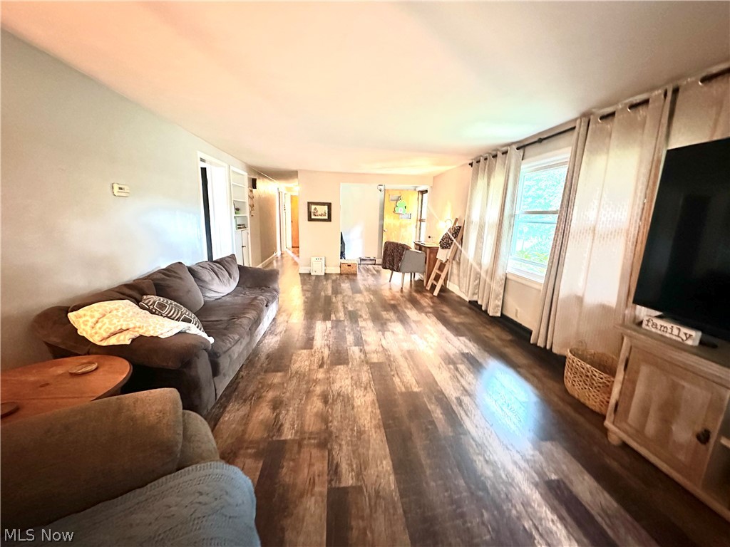 314 E Center Street Smithville OH 44677