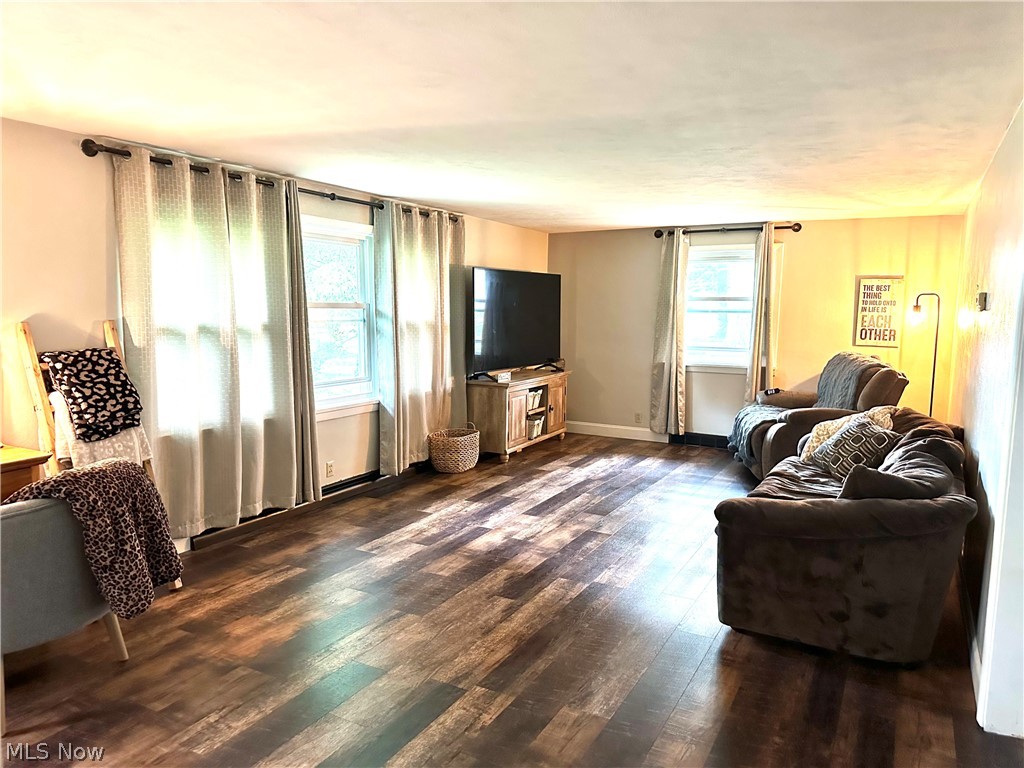 314 E Center Street Smithville OH 44677