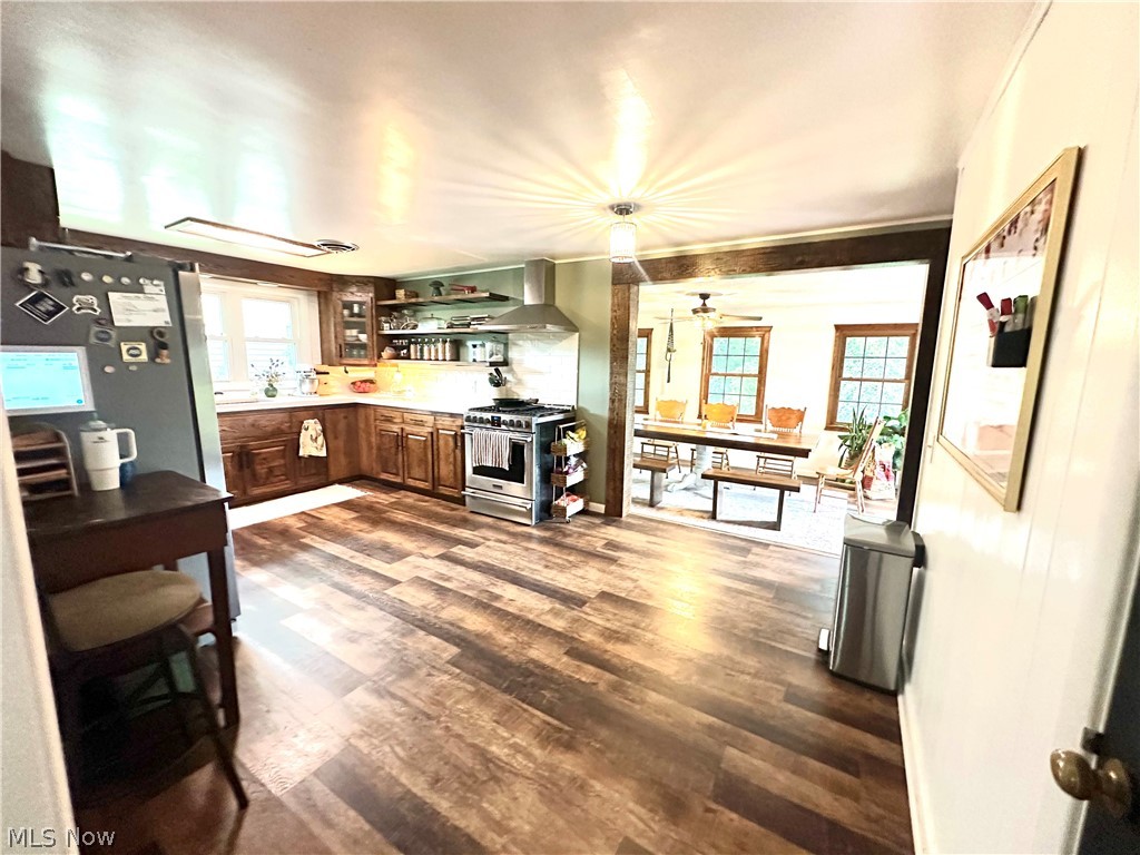 314 E Center Street Smithville OH 44677