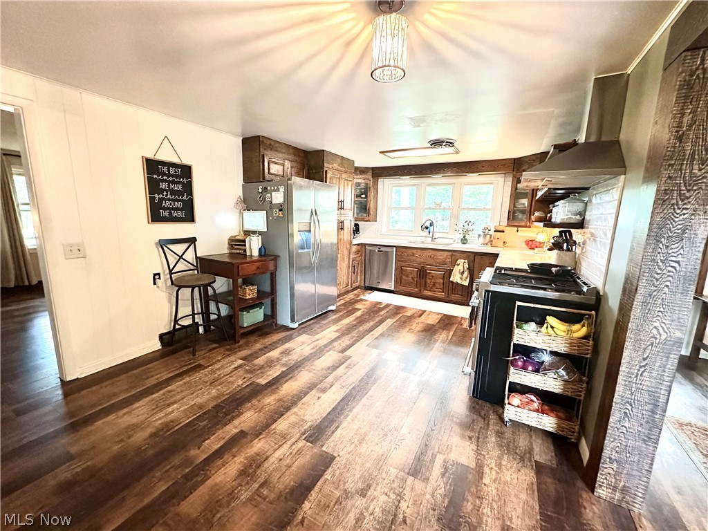 314 E Center Street Smithville OH 44677