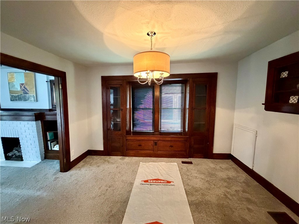458 Crestwood Avenue Akron OH 44302