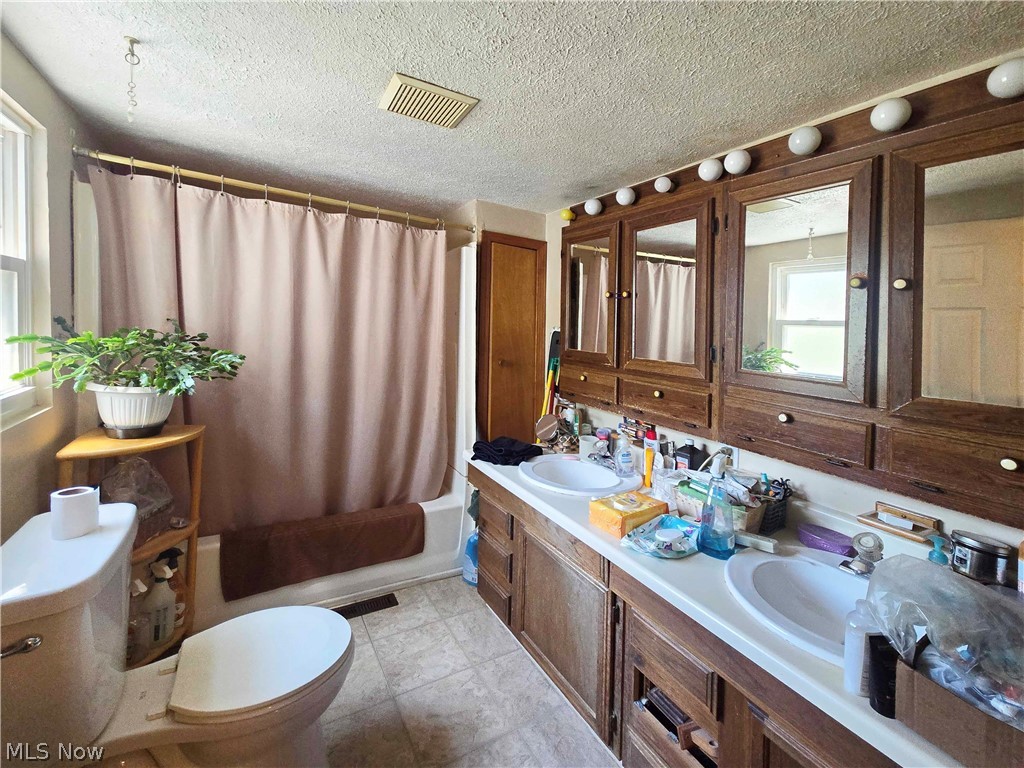 1524 New Mexico Avenue Lorain OH 44052