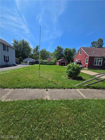 1524 New Mexico Avenue Lorain OH 44052