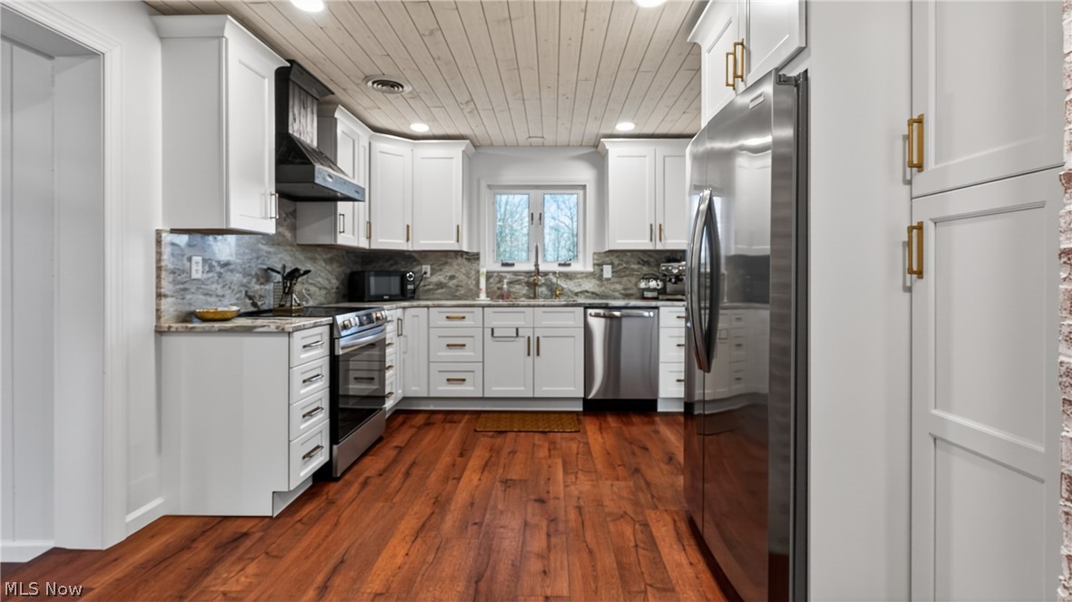 2382 Warren Burton Road Southington OH 44470