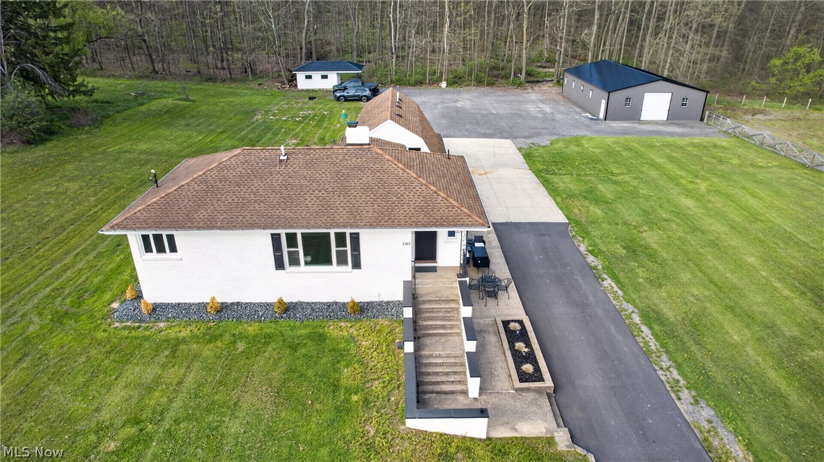 2382 Warren Burton Road Southington OH 44470