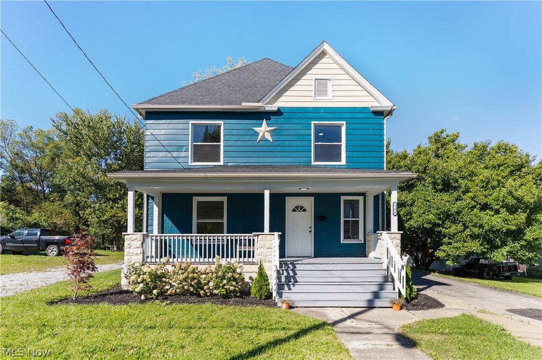 153 Elm Street Struthers OH 44471