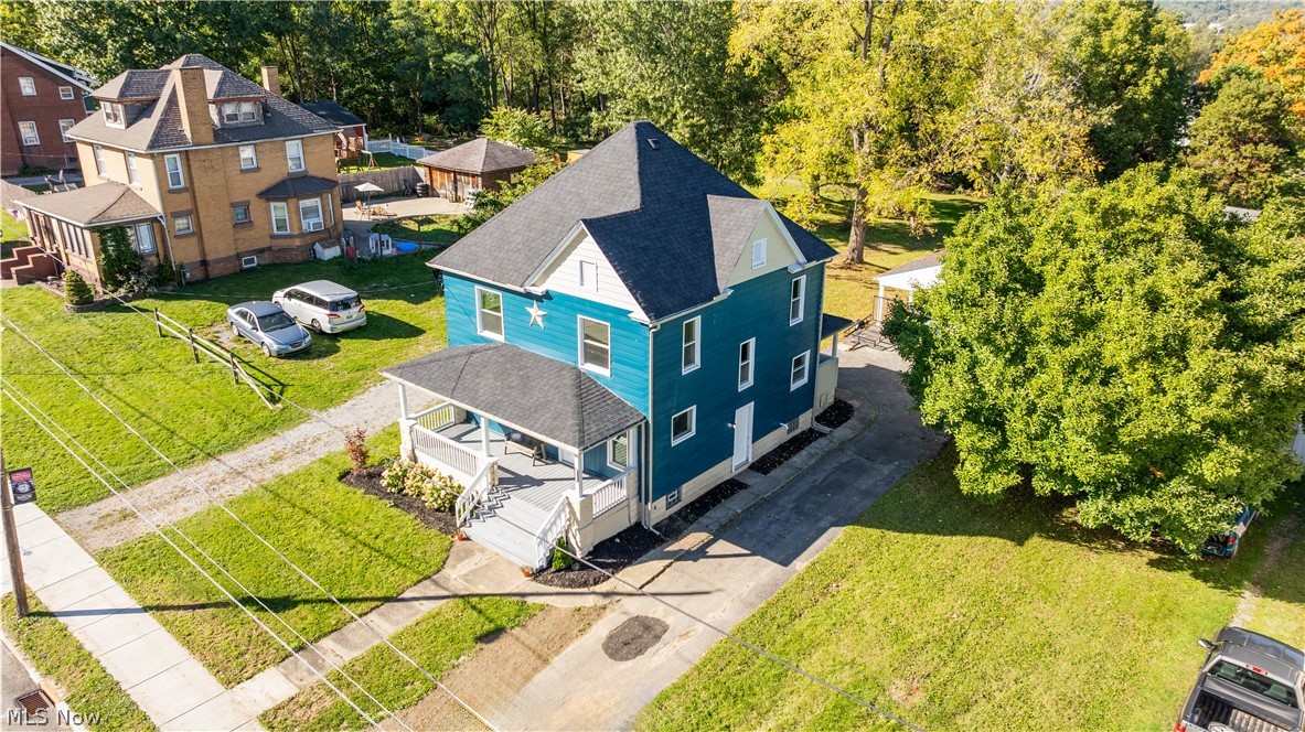 153 Elm Street Struthers OH 44471