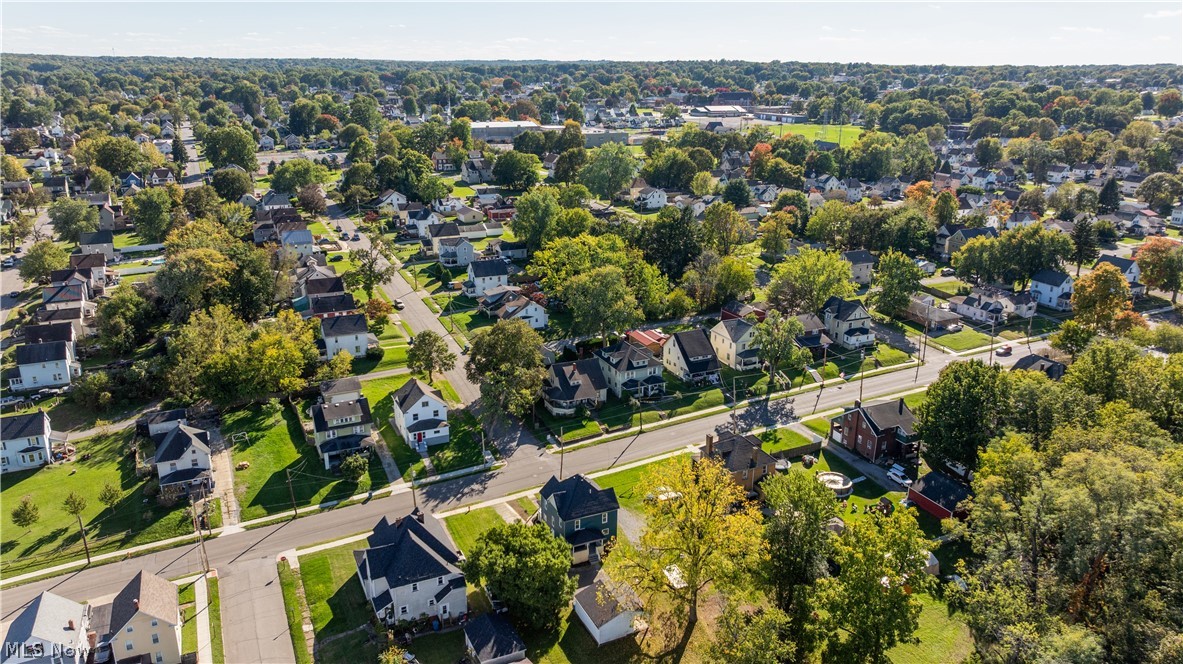 153 Elm Street Struthers OH 44471