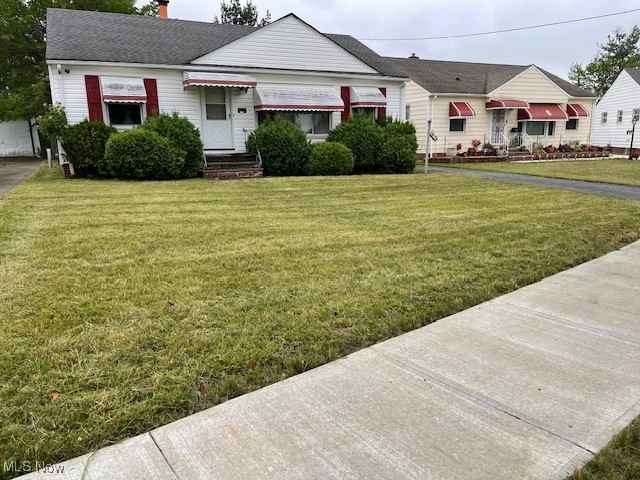 18604 Restor Avenue Cleveland OH 44122