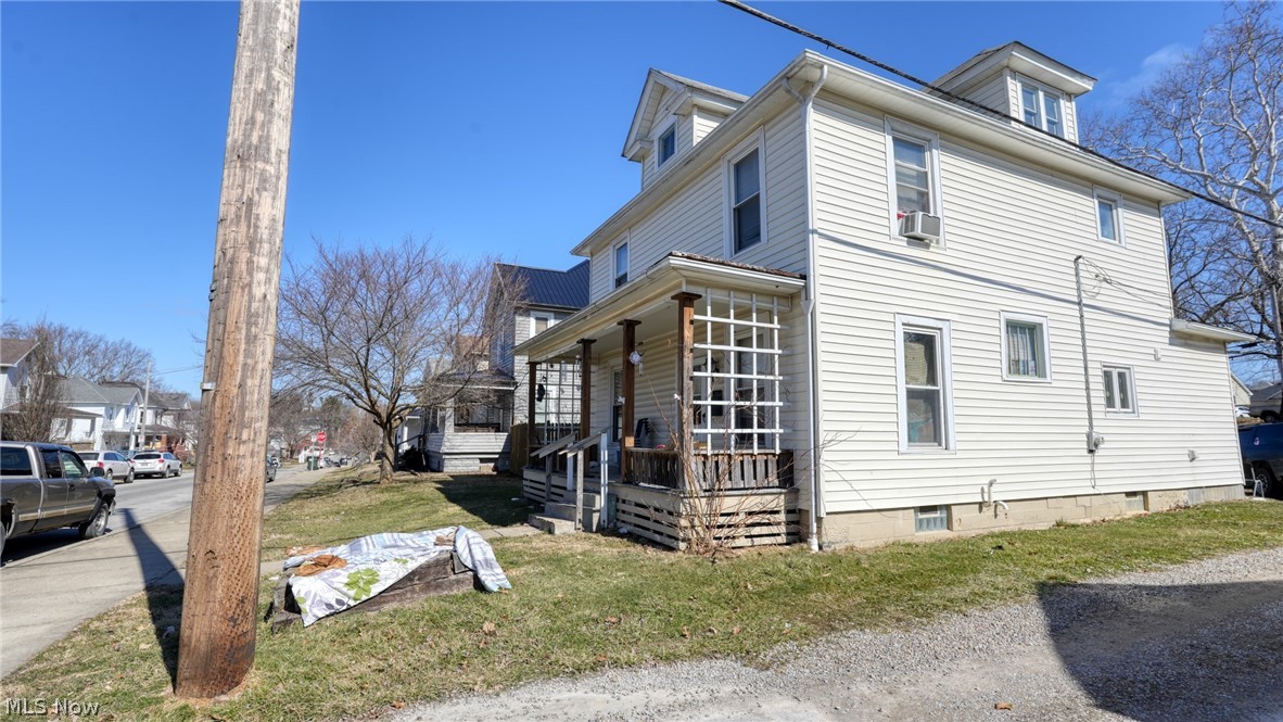 318 N 8th Street Cambridge OH 43725