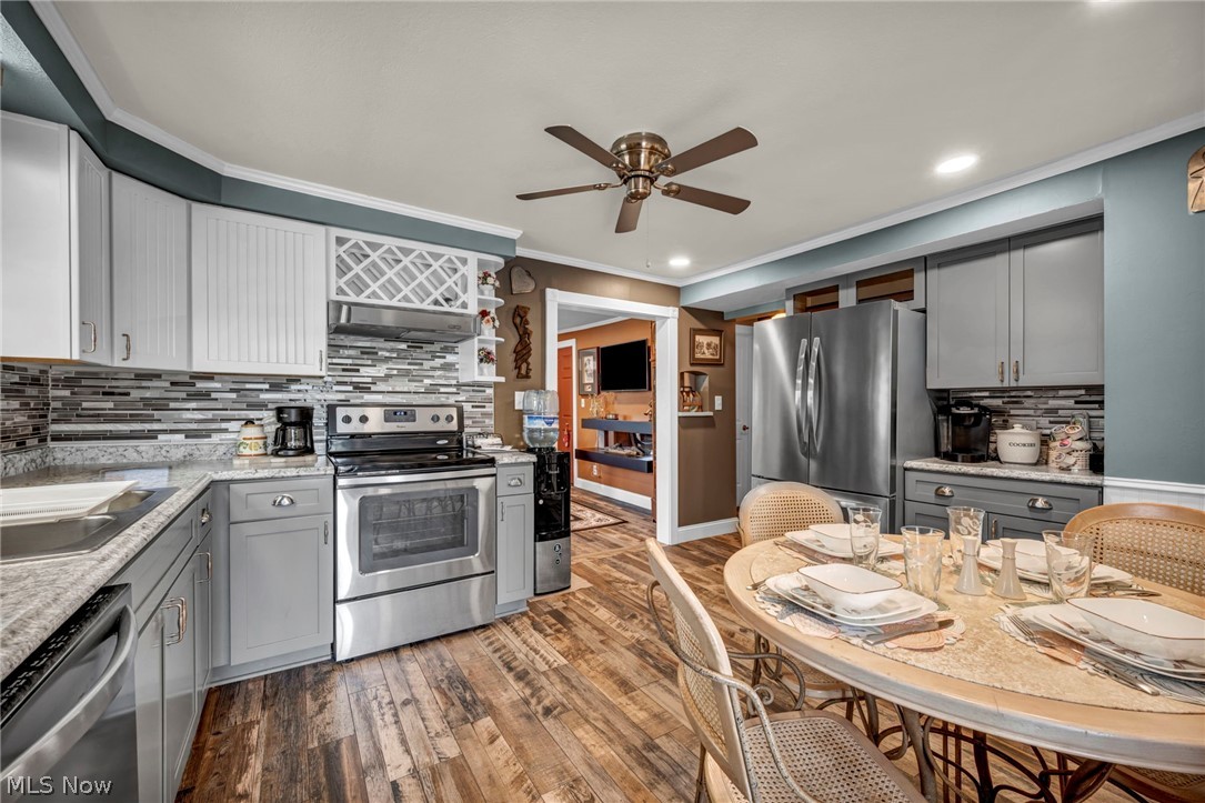 902 E 2nd Street Port Clinton OH 43452