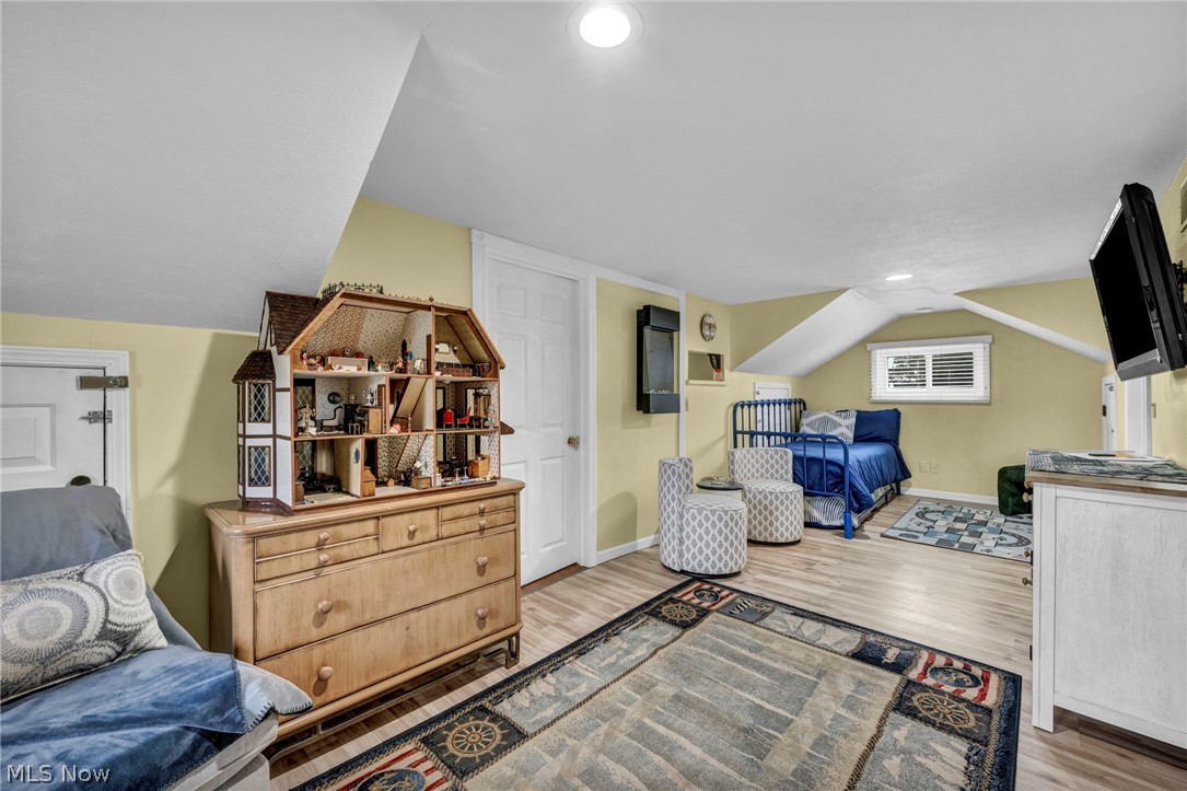 902 E 2nd Street Port Clinton OH 43452