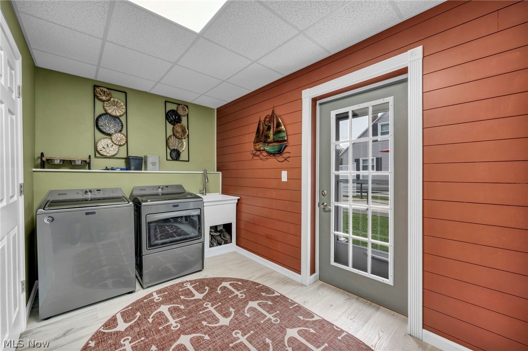902 E 2nd Street Port Clinton OH 43452
