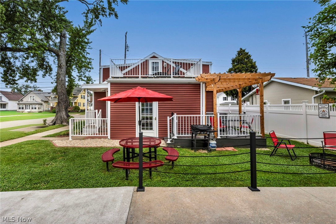 902 E 2nd Street Port Clinton OH 43452