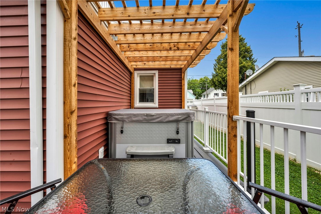 902 E 2nd Street Port Clinton OH 43452