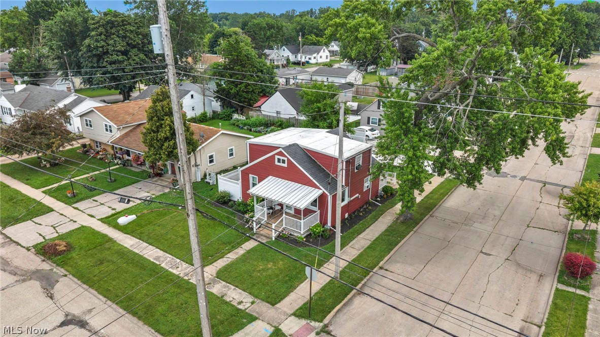 902 E 2nd Street Port Clinton OH 43452