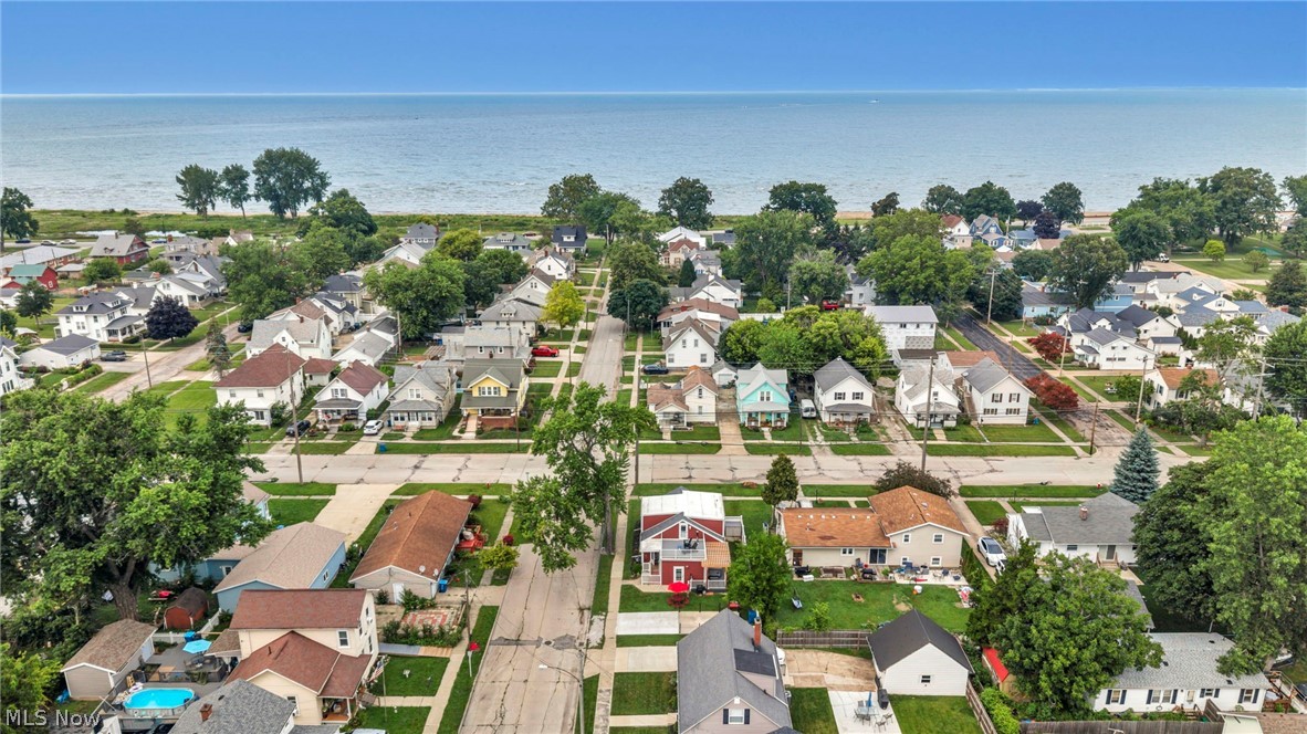 902 E 2nd Street Port Clinton OH 43452