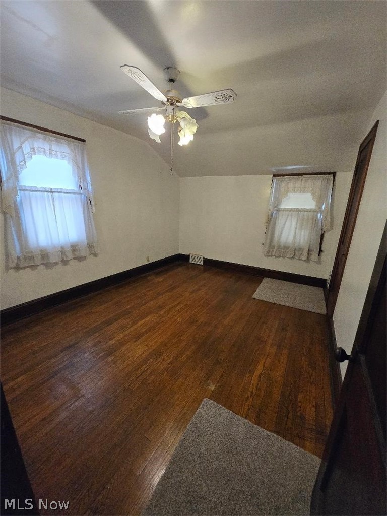 3105 Searsdale Avenue Cleveland OH 44109