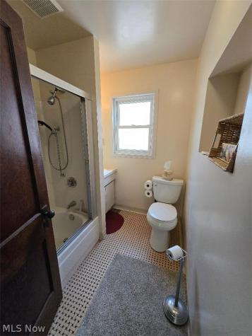 3105 Searsdale Avenue Cleveland OH 44109